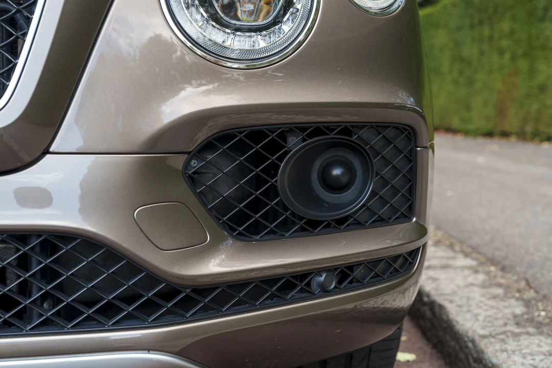 2016 Bentley Bentayga - Image 13 of 31