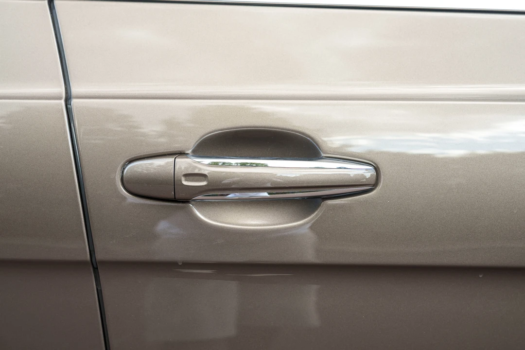 2016 Bentley Bentayga - Image 24 of 31