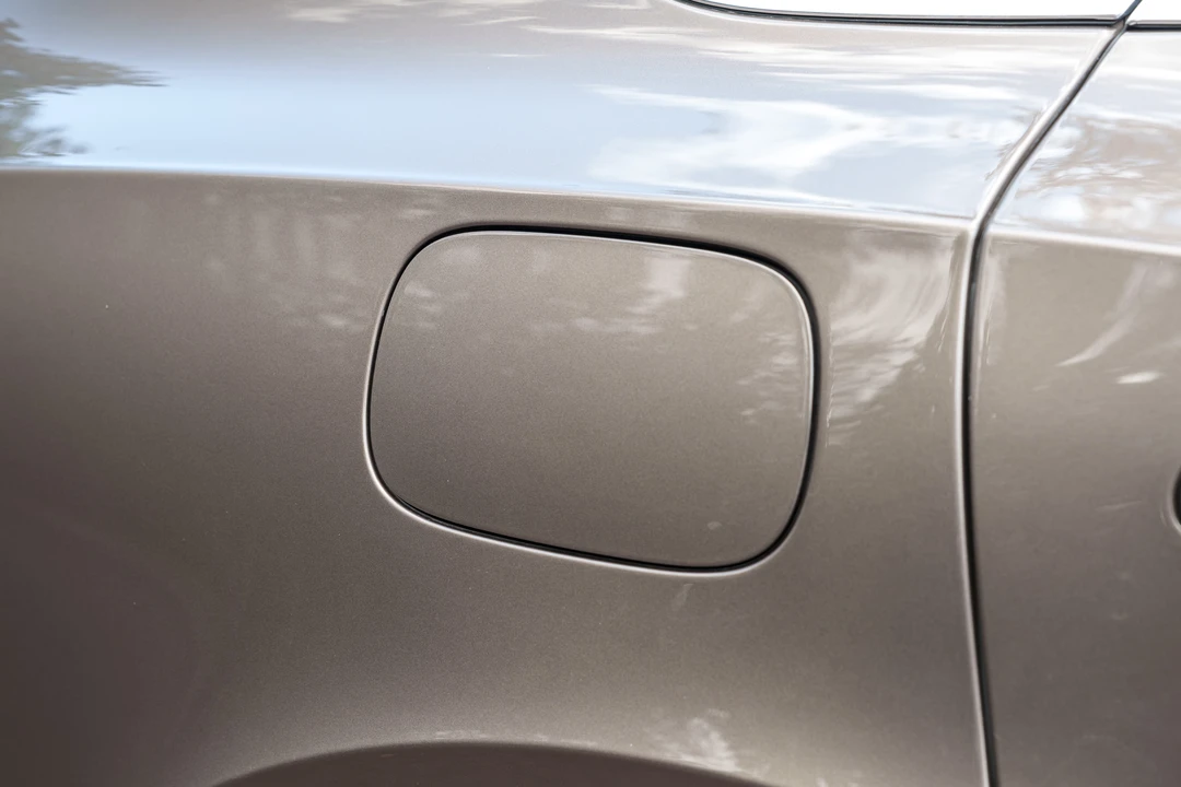 2016 Bentley Bentayga - Image 26 of 31