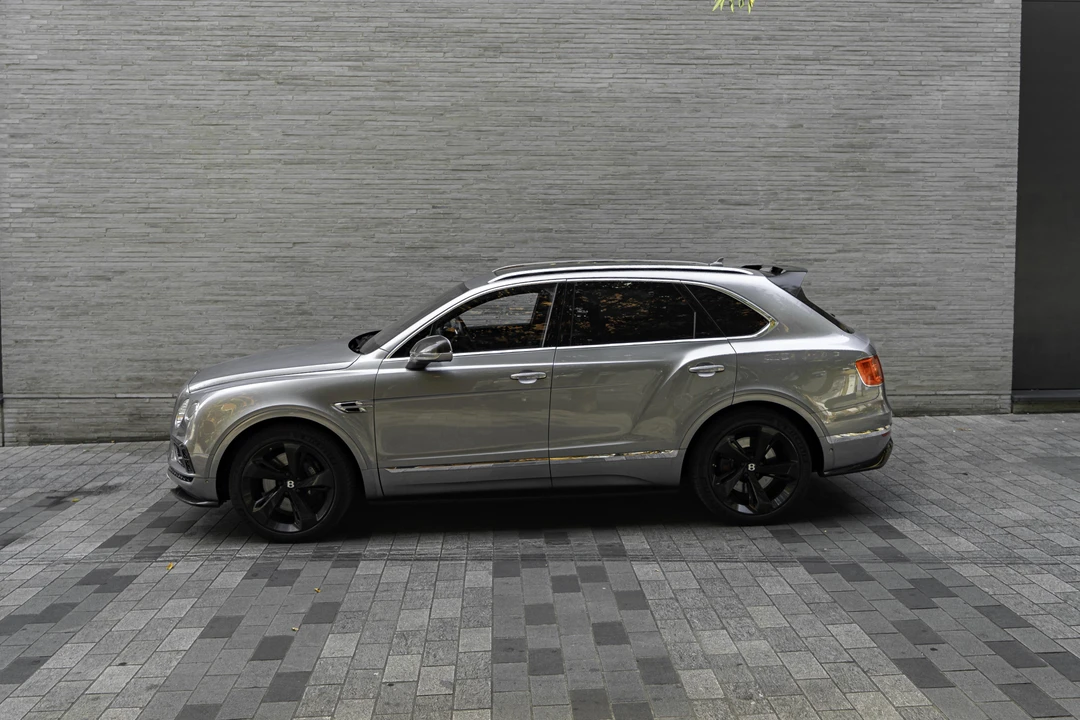 2016 Bentley Bentayga - Image 4 of 31