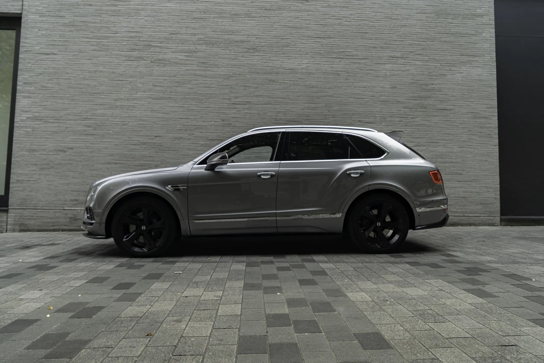 2016 Bentley Bentayga - Image 20 of 31