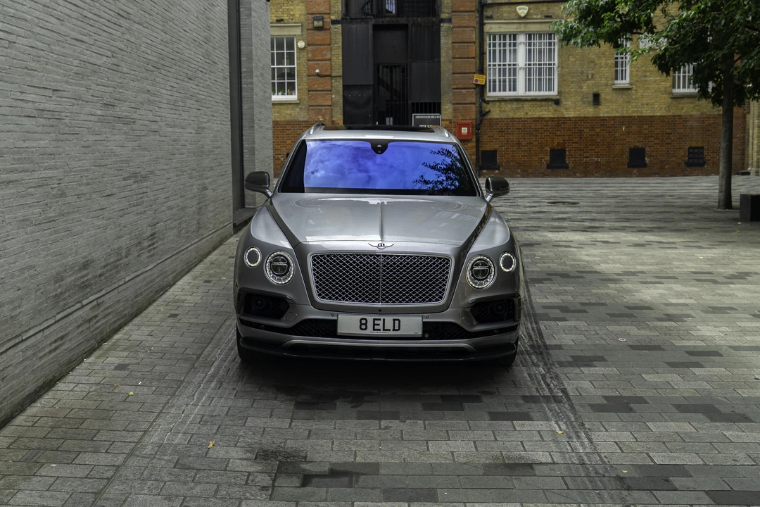2016 Bentley Bentayga - Image 10 of 31