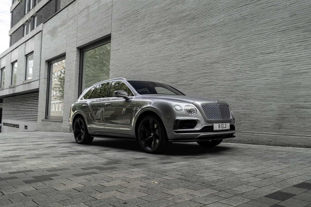 2016 Bentley Bentayga - Image 9 of 31