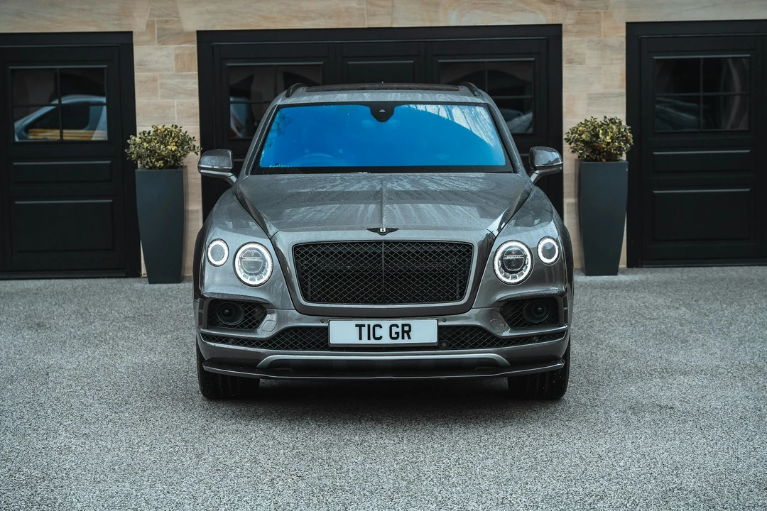 2016 Bentley Bentayga - Image 2 of 21