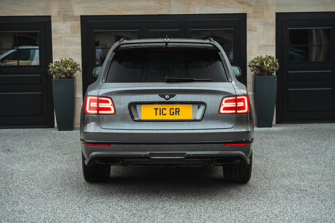 2016 Bentley Bentayga - Image 6 of 21