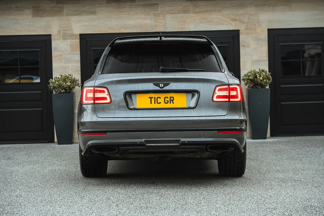 2016 Bentley Bentayga - Image 14 of 21