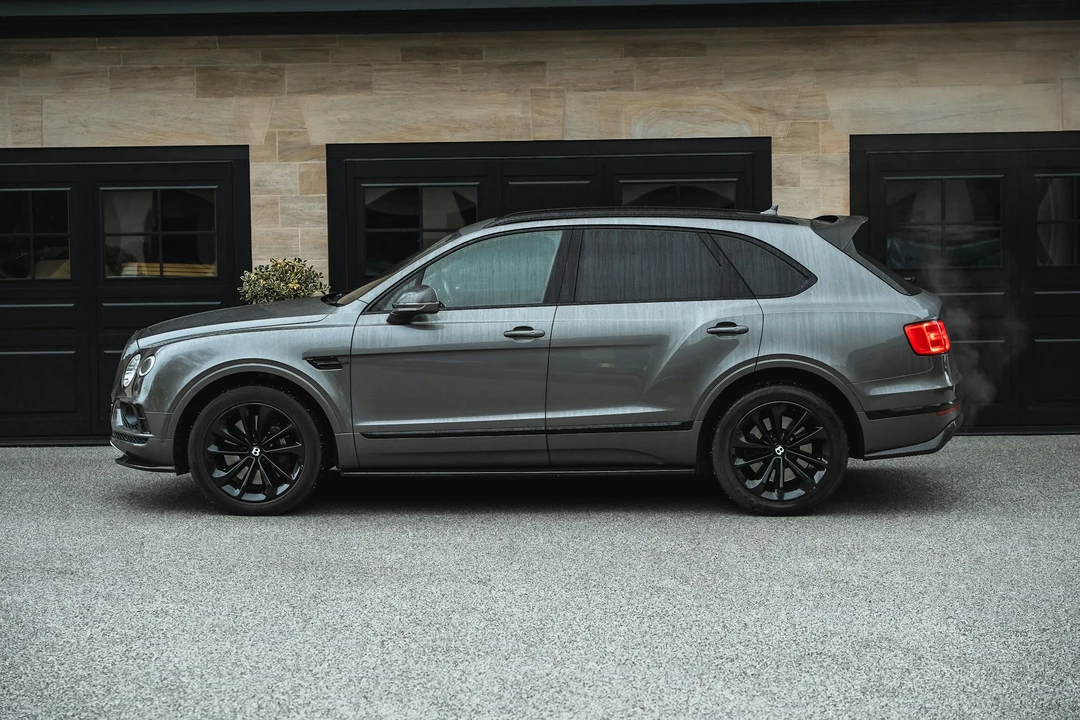 2016 Bentley Bentayga - Image 8 of 21