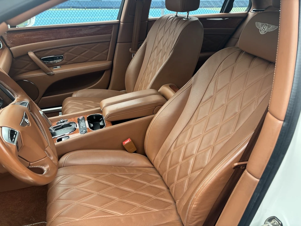 2016 Bentley Continental Flying Spur - Image 10 of 17