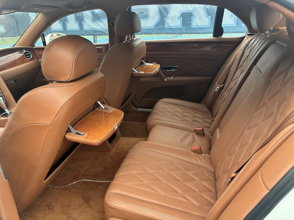 2016 Bentley Continental Flying Spur - Image 11 of 17
