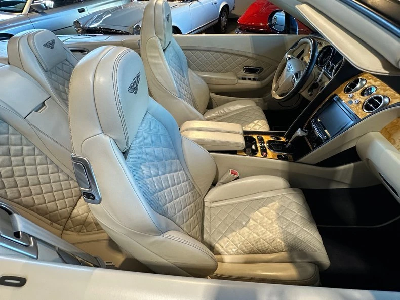2016 Bentley Continental GTC - Image 10 of 13
