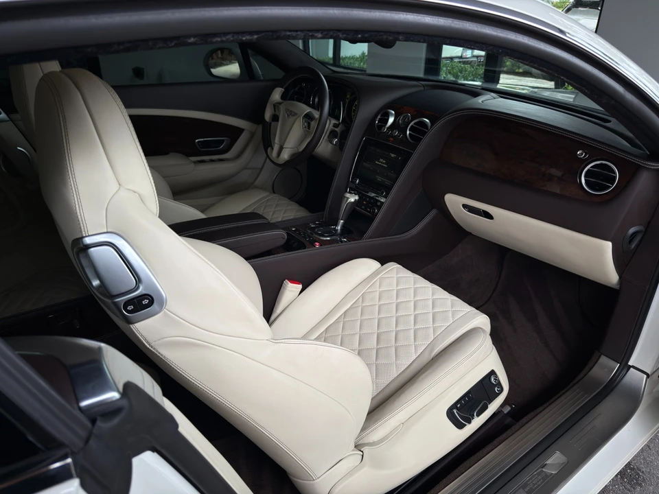 2016 Bentley Continental GT 2nd Gen - Image 19 of 21