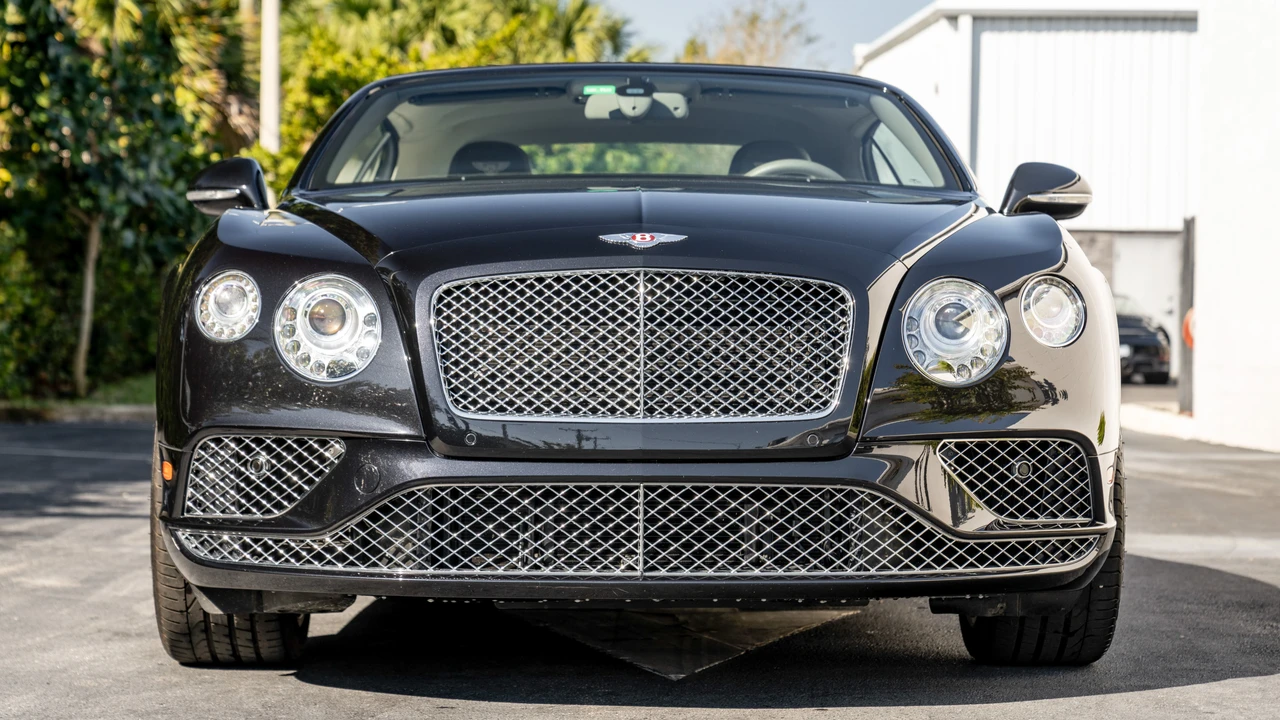 2016 Bentley Continental GT V8 2nd Gen - Image 11 of 31