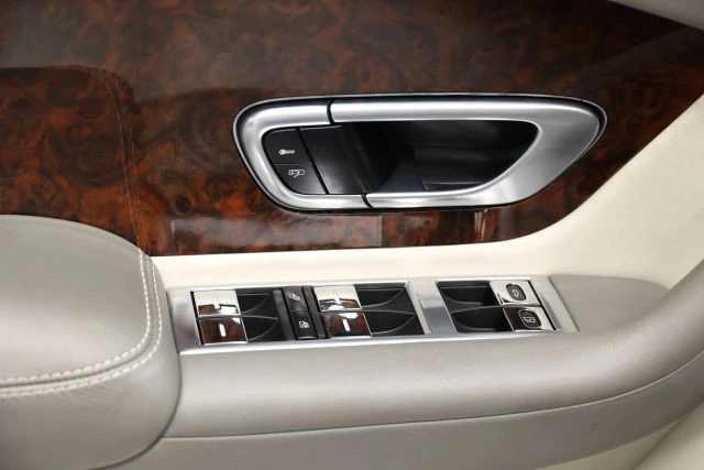 2016 Bentley Continental GT V8 2nd Gen - Image 11 of 12