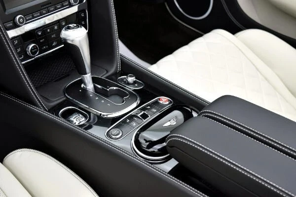 2016 Bentley Continental GT V8 2nd Gen - Image 14 of 21