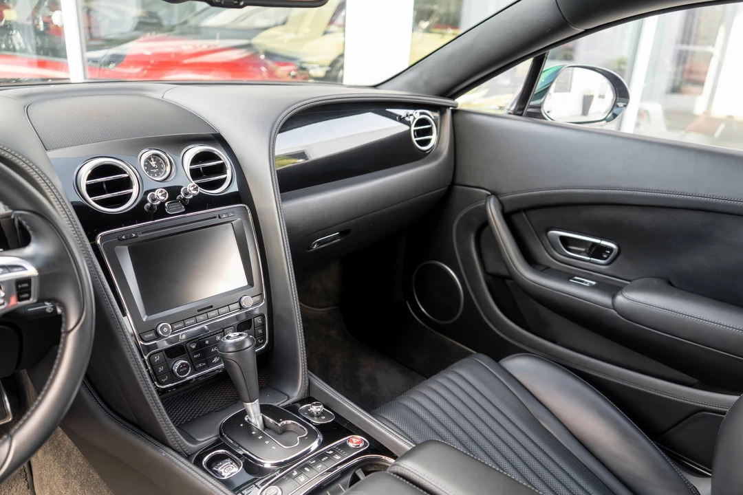 2016 Bentley Continental GT 2nd Gen - Image 15 of 31
