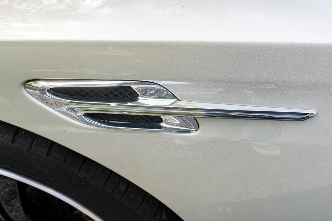2016 Bentley Continental GTC - Image 28 of 31