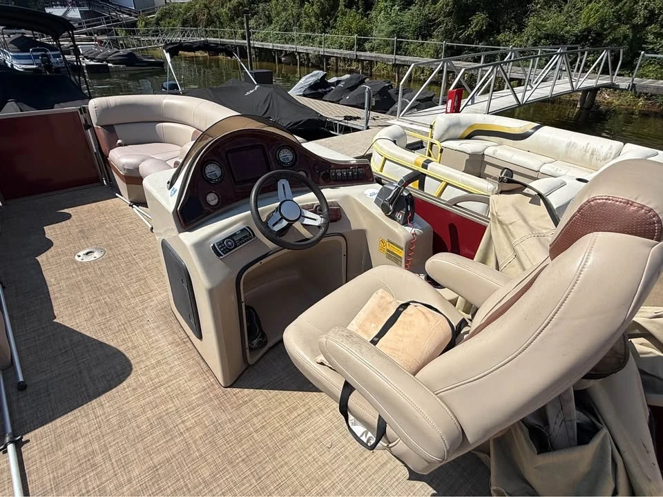 2016 Bentley - Image 6 of 16