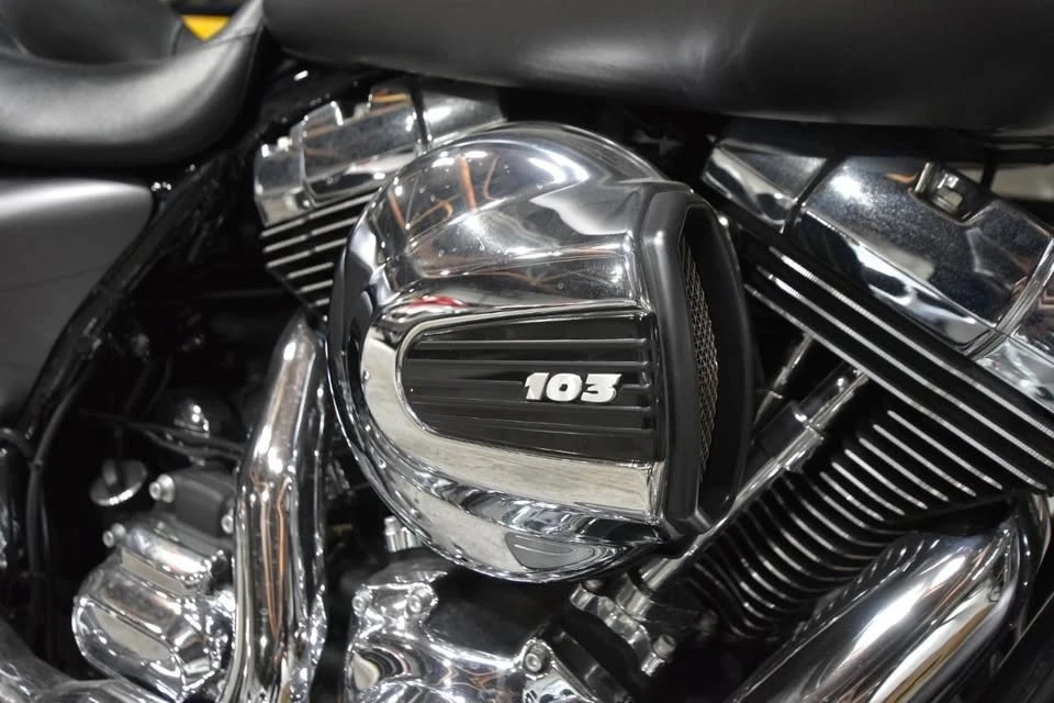2016 Bentley - Image 10 of 20