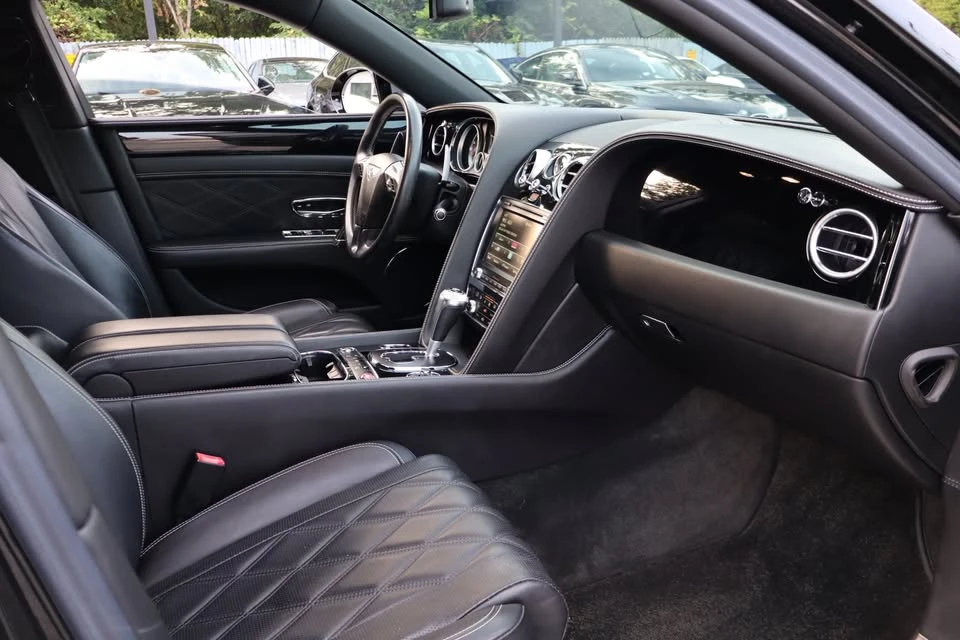 2016 Bentley Continental Flying Spur - Image 16 of 20