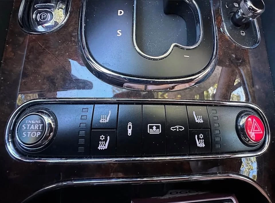 2016 Bentley Continental Flying Spur - Image 16 of 17