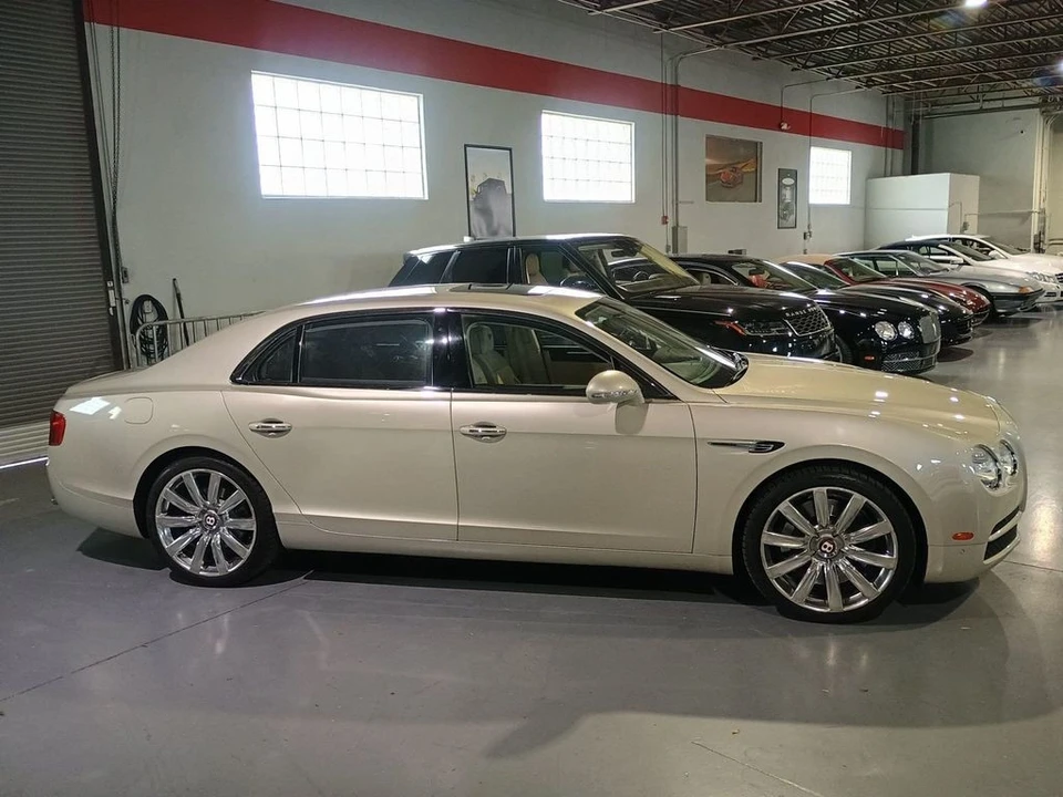 2016 Bentley Continental Flying Spur - Image 6 of 12