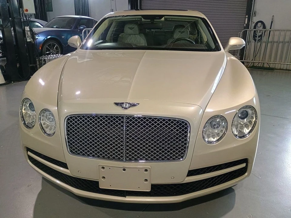 2016 Bentley Continental Flying Spur - Image 8 of 12