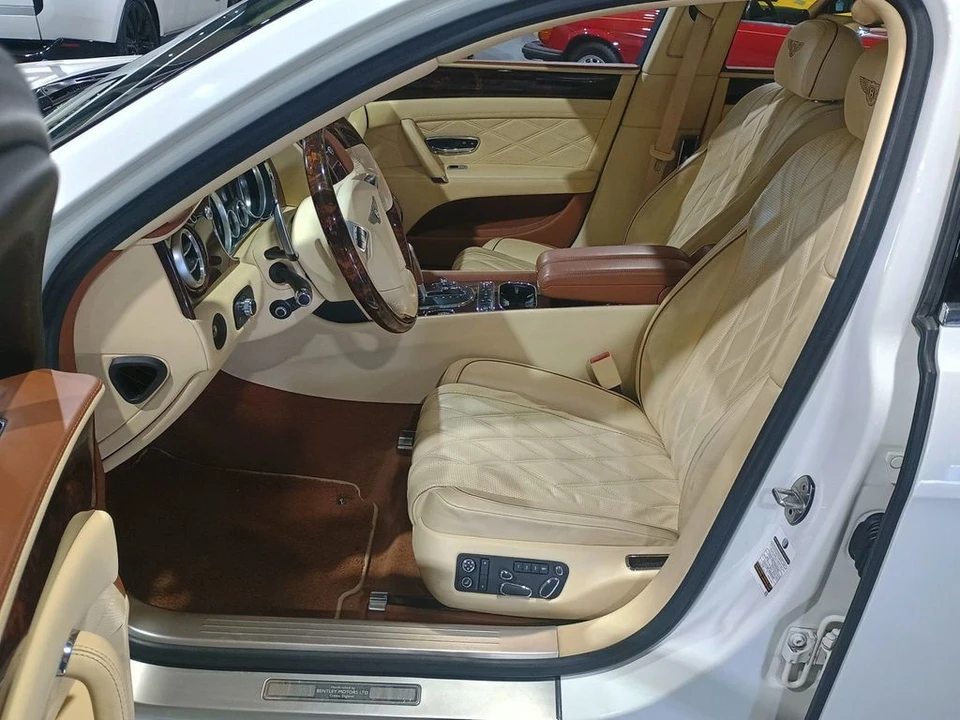 2016 Bentley Continental Flying Spur - Image 12 of 12