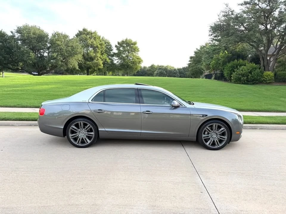 2016 Bentley - Image 5 of 16