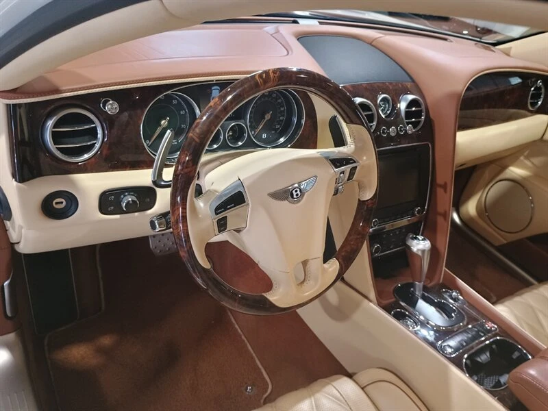 2016 Bentley Continental Flying Spur - Image 14 of 20