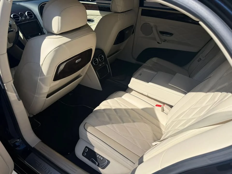 2016 Bentley Continental Flying Spur - Image 12 of 20