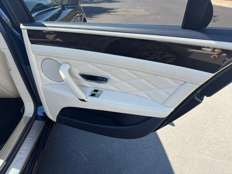 2016 Bentley Continental Flying Spur - Image 17 of 20