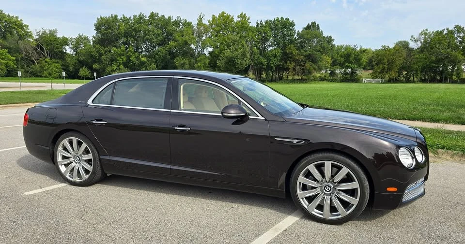 2016 Bentley Continental Flying Spur - Image 11 of 20