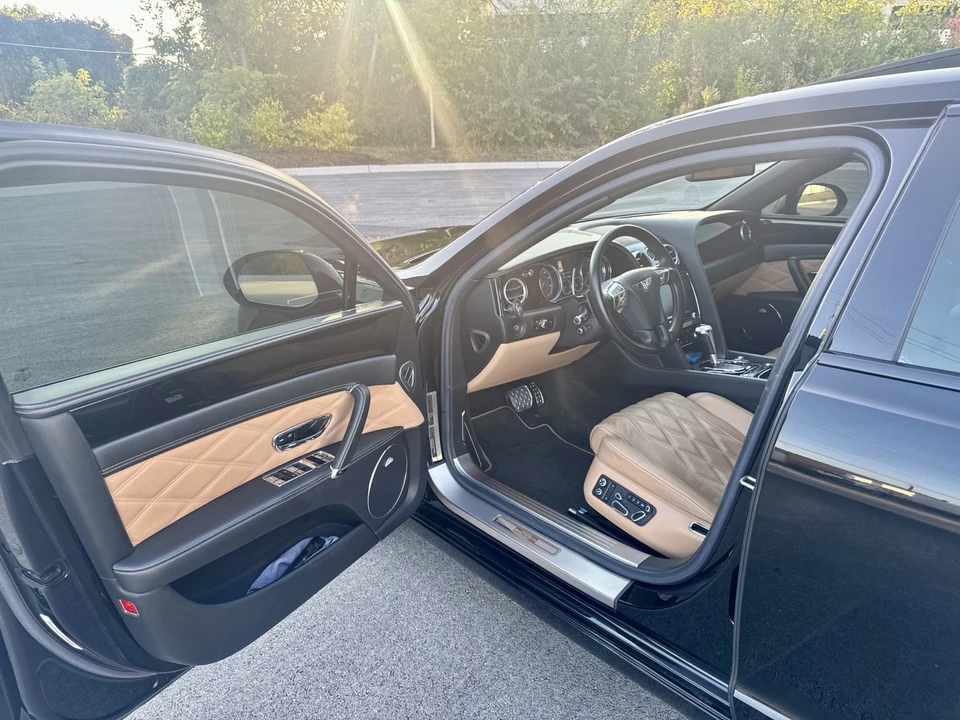 2016 Bentley Continental Flying Spur - Image 12 of 16