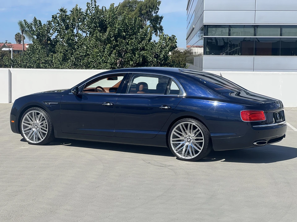 2016 Bentley Continental Flying Spur - Image 9 of 31