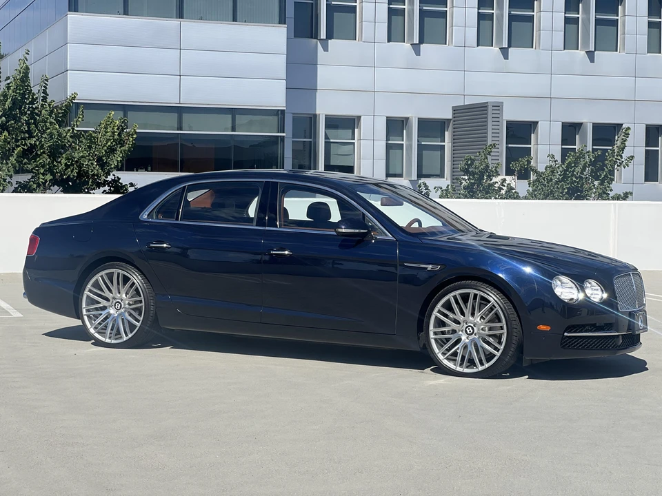 2016 Bentley Continental Flying Spur - Image 14 of 31