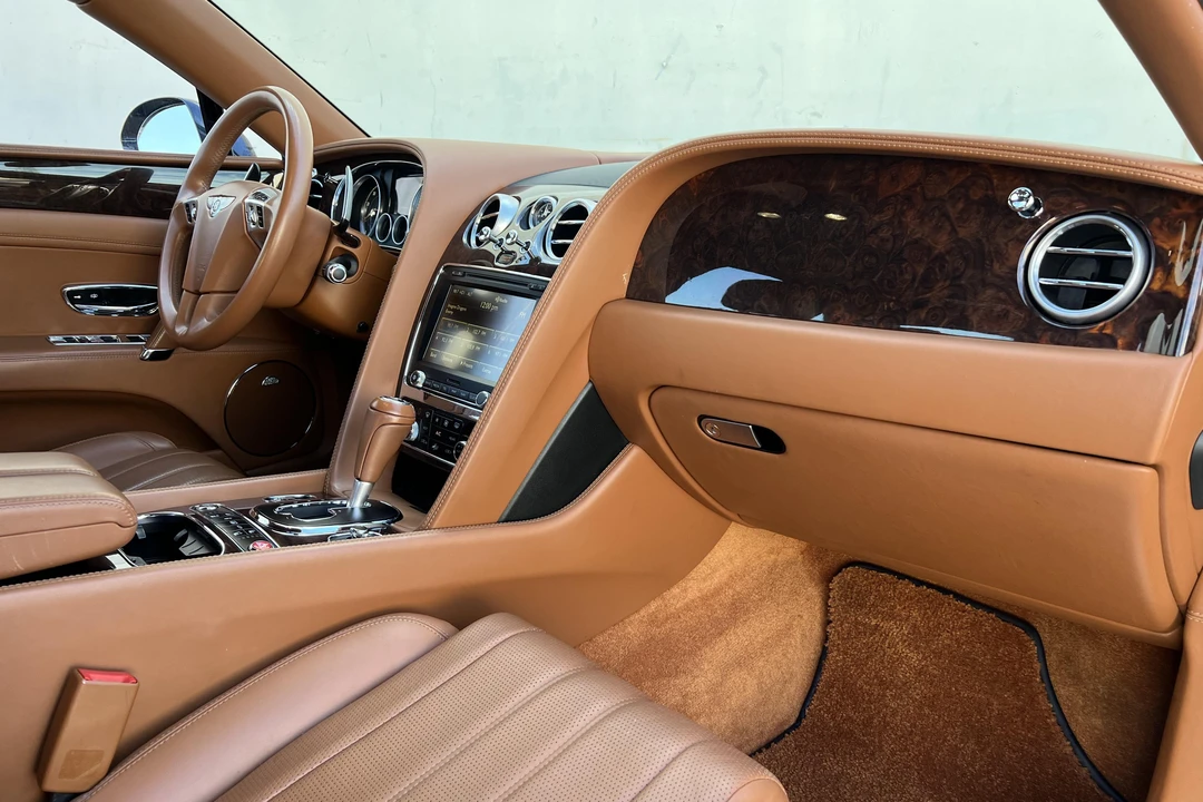 2016 Bentley Continental Flying Spur - Image 29 of 31
