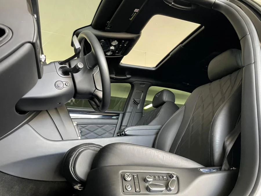 2016 Bentley Continental Flying Spur - Image 31 of 31