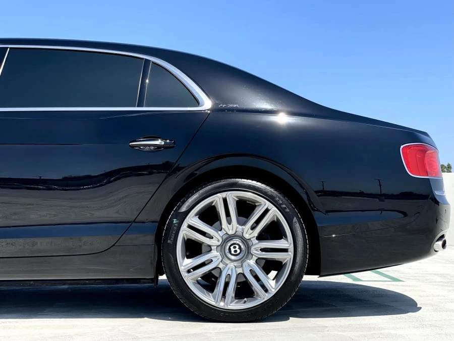 2016 Bentley Continental Flying Spur - Image 18 of 31
