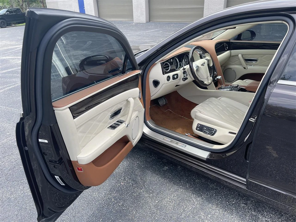 2016 Bentley Continental Flying Spur - Image 9 of 30