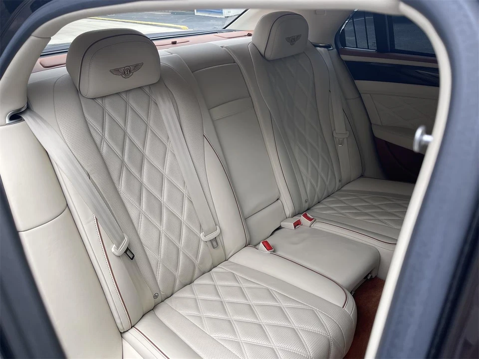 2016 Bentley Continental Flying Spur - Image 23 of 30
