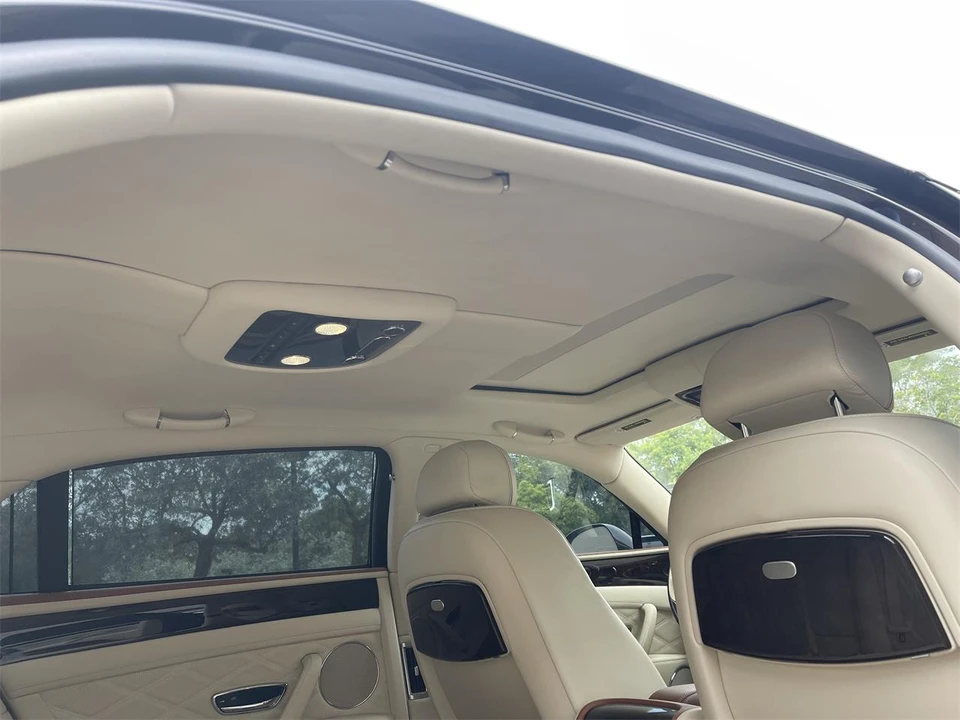 2016 Bentley Continental Flying Spur - Image 24 of 30