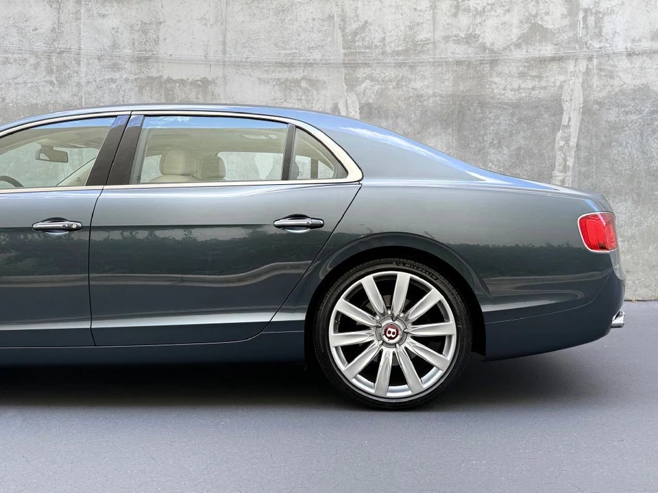2016 Bentley Continental Flying Spur - Image 11 of 21