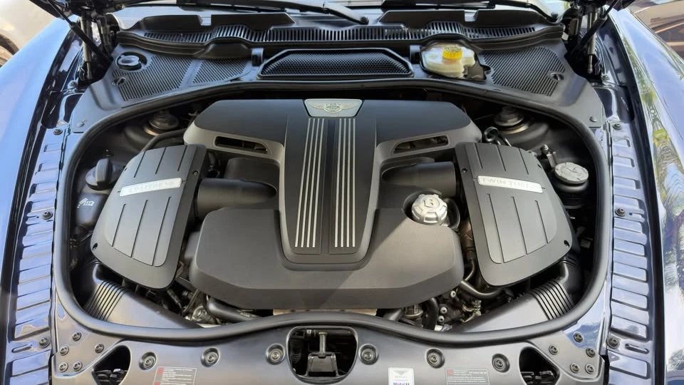 2016 Bentley Continental Flying Spur - Image 18 of 20