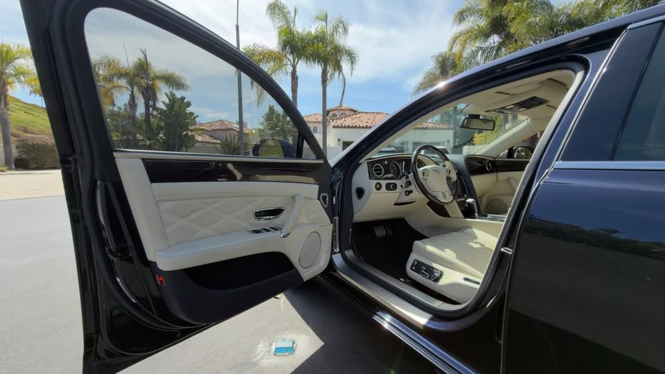 2016 Bentley Continental Flying Spur - Image 12 of 20