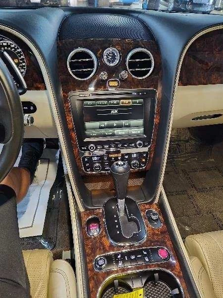 2016 Bentley Continental - Image 17 of 18