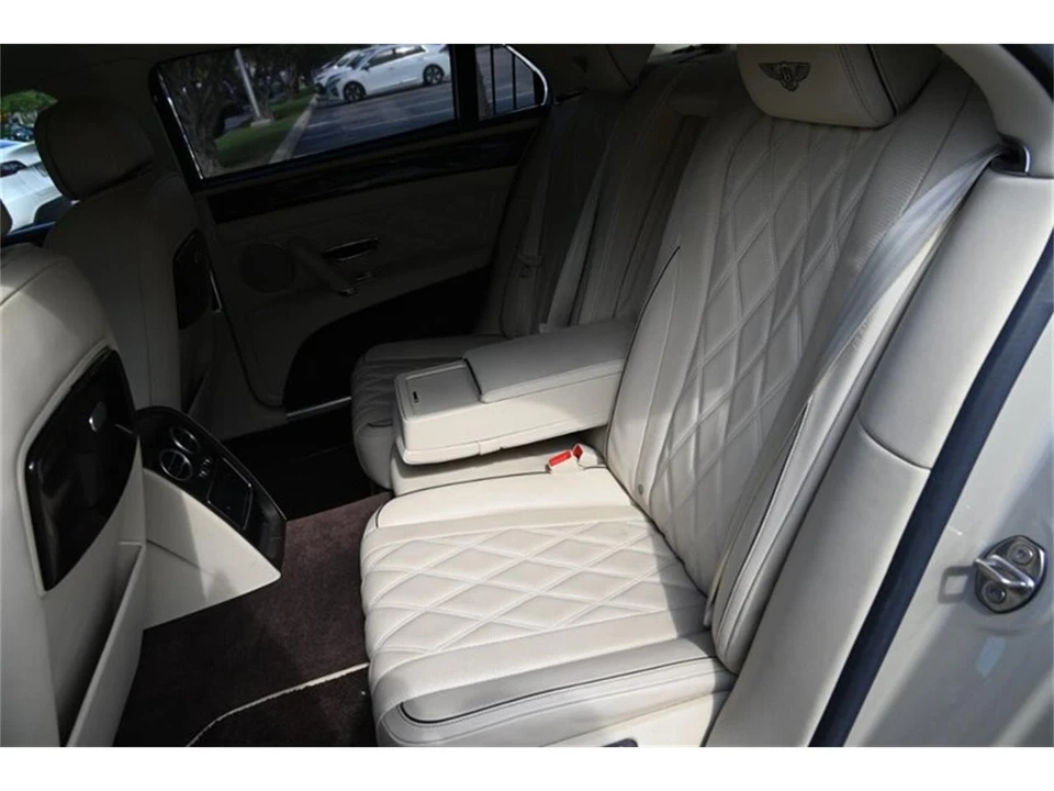 2016 Bentley Continental Flying Spur - Image 25 of 31