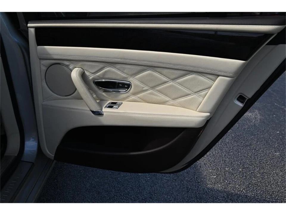 2016 Bentley Continental Flying Spur - Image 20 of 31