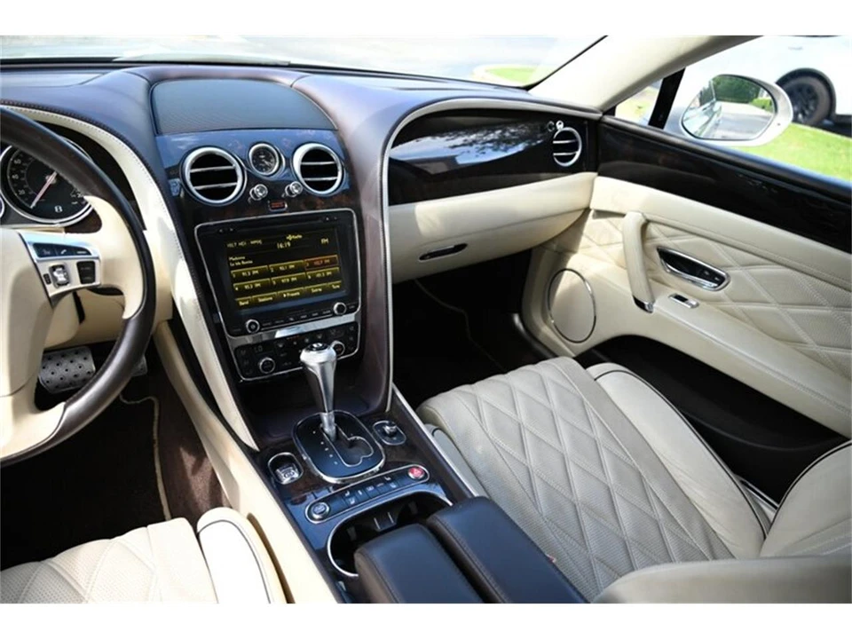 2016 Bentley Continental Flying Spur - Image 28 of 31