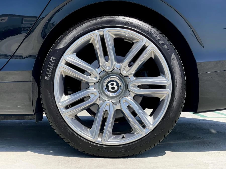 2016 Bentley Continental - Image 19 of 31