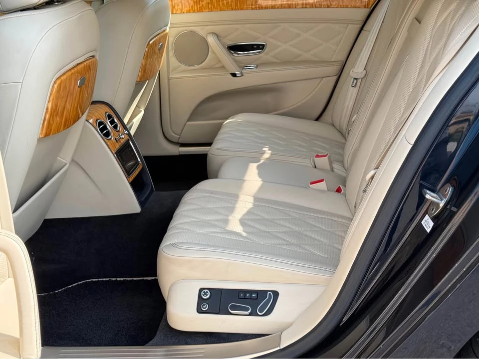 2016 Bentley Continental Flying Spur - Image 8 of 18